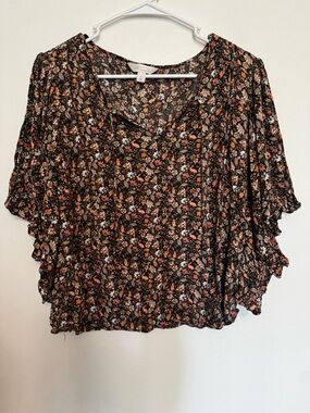 LC Lauren Conrad Black Floral Flutter-Sleeve Blouse with Rust and Cream Accents